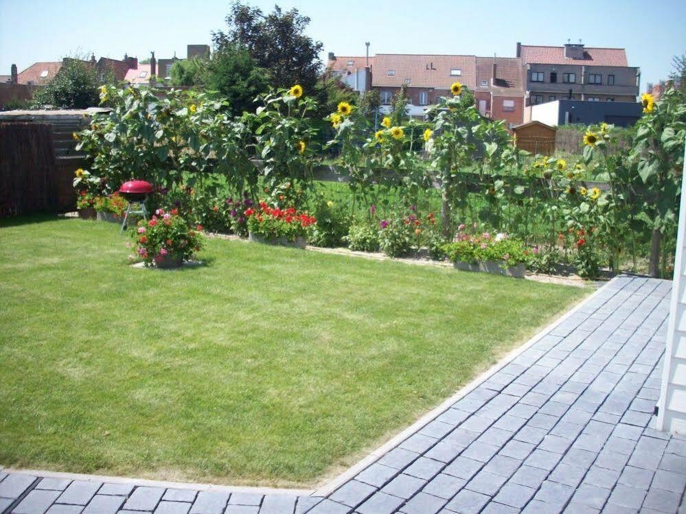 Holiday Home Garnaalhuisje Oostduinkerke Esterno foto